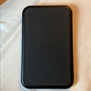 Mophie charging case with base charger